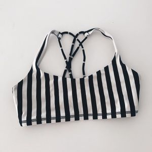 LULULEMON SIZE 4 SPORTS BRA BLACK & WHITE STRIPES